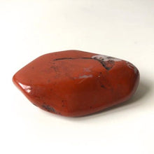 Charger l&#39;image dans la galerie, Jaspe rouge - Grande taille - 5,5 cm
