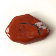 Charger l&#39;image dans la galerie, Jaspe rouge - Grande taille - 5,5 cm
