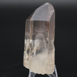 Pointe de cristal de roche - 120 grammes - Hauteur: 9 cm