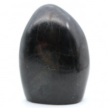 Charger l&#39;image dans la galerie, Tourmaline noire - 320 gr - Hauteur: 7,5 cm
