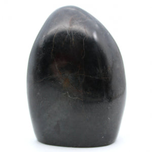 Tourmaline noire - 320 gr - Hauteur: 7,5 cm