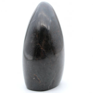 Tourmaline noire - 320 gr - Hauteur: 7,5 cm